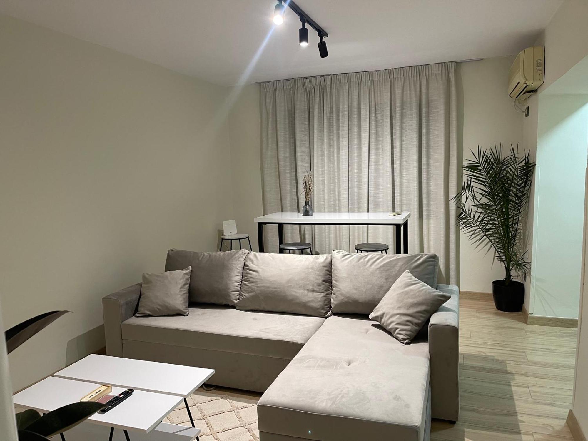White Apartment, In The Center Of Tirana Exterior photo